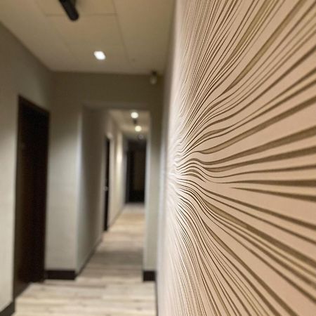 Mh Design Hotel Неаполь Экстерьер фото