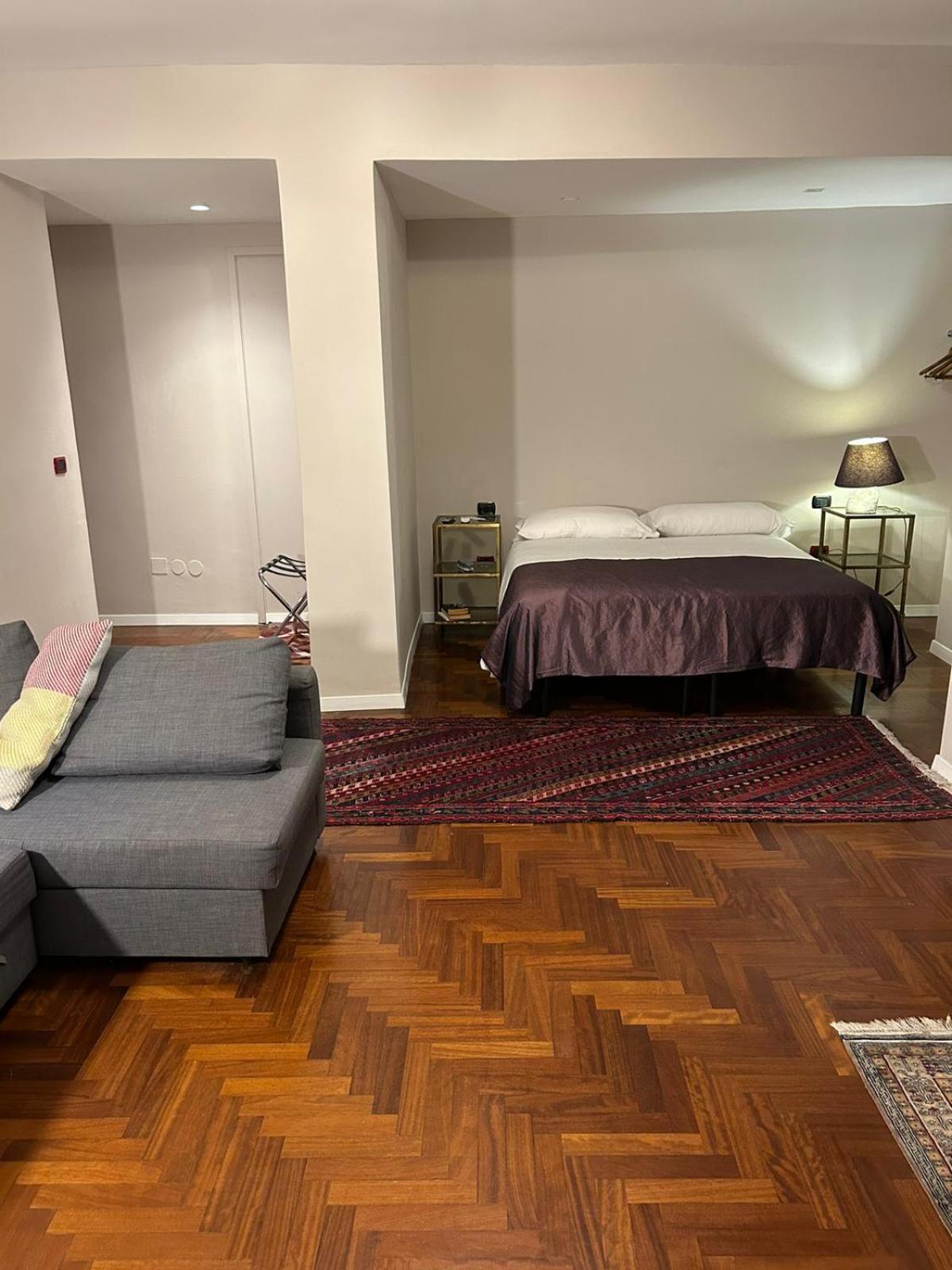 Mh Design Hotel Неаполь Экстерьер фото