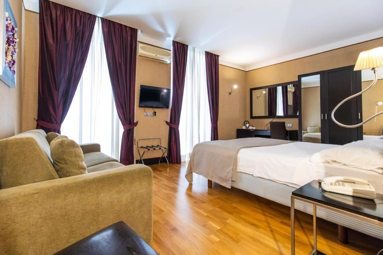 Mh Design Hotel Неаполь Экстерьер фото